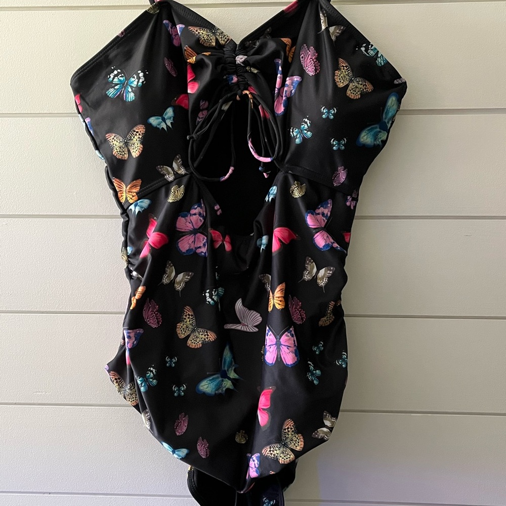 SHEIN Black Butterfly Print One Piece Swimsuit